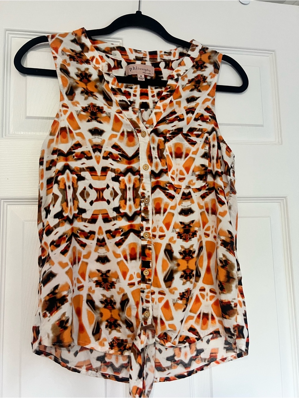 Philosophy Sleeveless Button-Front Printed Top in Orange and White